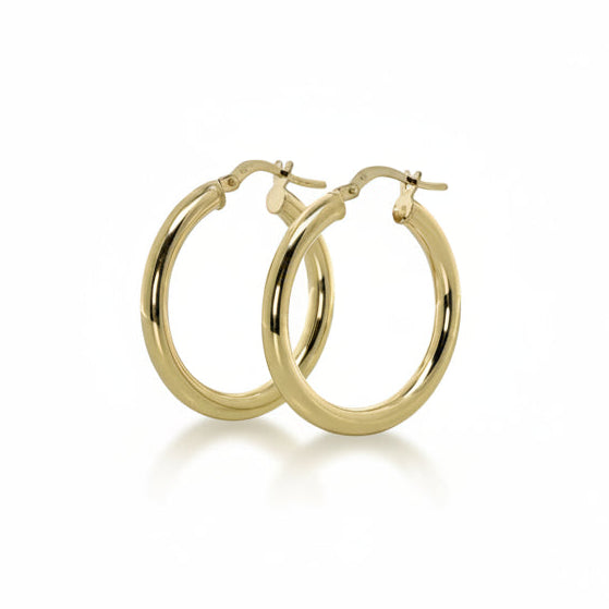 Hoop Earrings in Yellow Gold