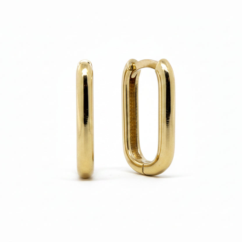 U-shaped Hoops in Yellow Gold