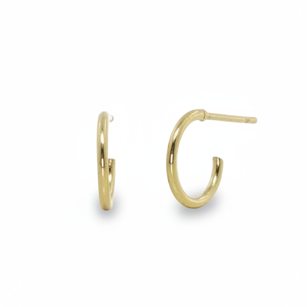 Dainty Hoops in Yellow Gold