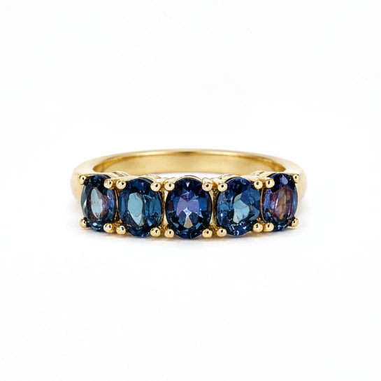 Colour Change Garnet Ring in Yellow Gold