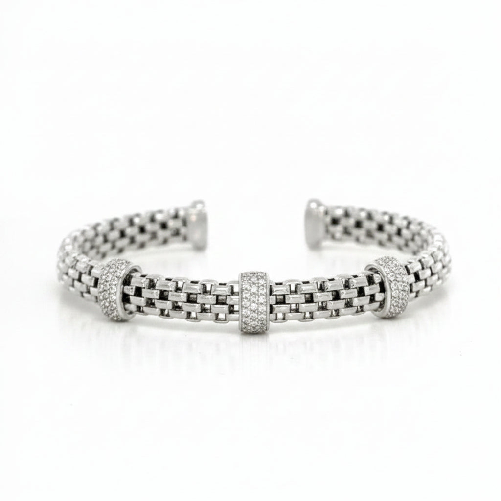 Stoned Bangle in Silver