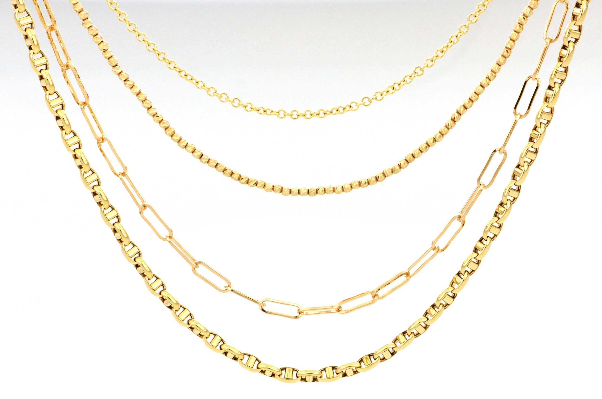Paperclip link neckchain in Yellow Gold image 1