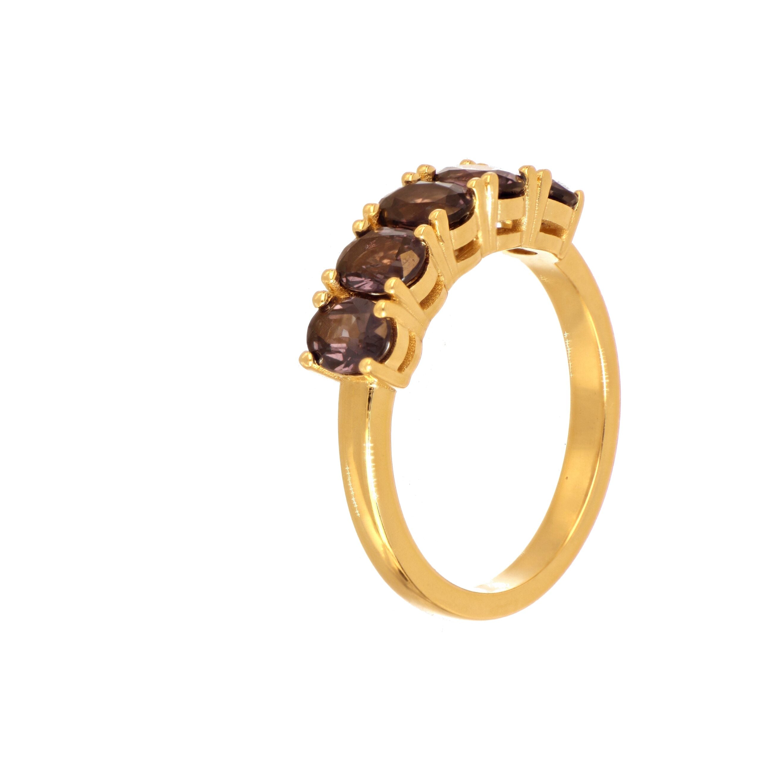 Colour Change Garnet Ring in Yellow Gold image 3